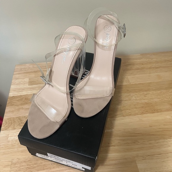 Nasty Gal Let’s Be Clear Heel size 6 - Picture 2 of 5